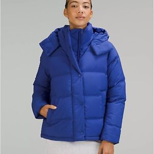 Lululemon Wonder puff jacket in size 6